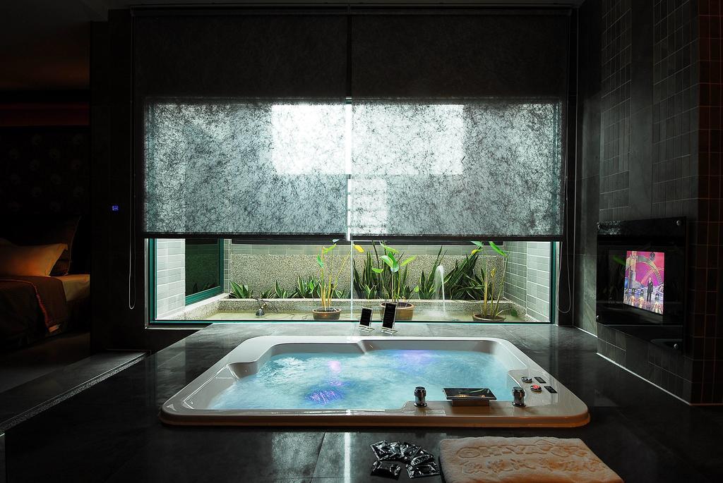 All-Ur Boutique Motel -Chia Yi Branch Chiayi Cameră foto