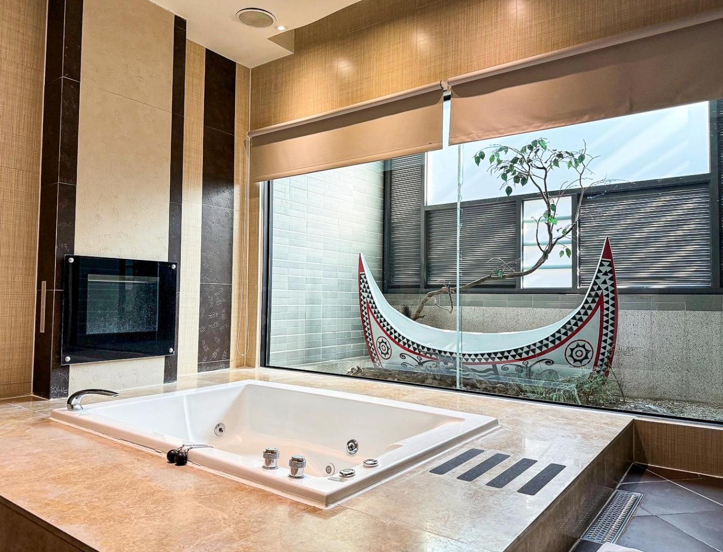 All-Ur Boutique Motel -Chia Yi Branch Chiayi Exterior foto