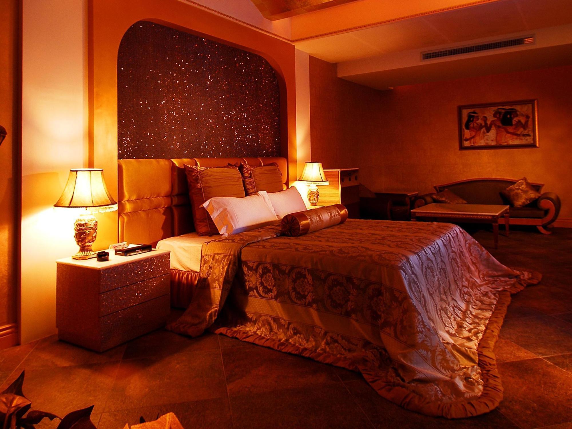 All-Ur Boutique Motel -Chia Yi Branch Chiayi Exterior foto